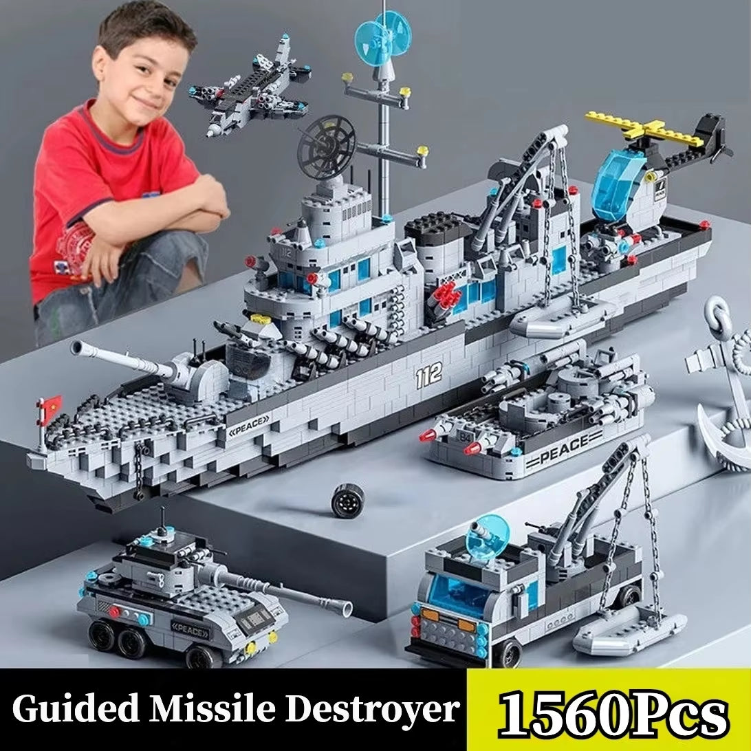ספינת מלחמה ענקית - 1560 חלקי בניה איכותיים היוצרים 6 תוצרי מלחמה בחבילה אחת לגילאי +6
